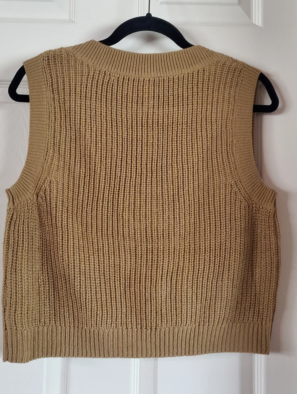 H&M Divided Academia Cable Knit Sweater Vest V-neck Office Preppy Tan Medium